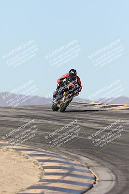 media/Dec-07-2025-CVMA (Sun) [[3e7d2de5dc]]/Race 6-The Shootout/